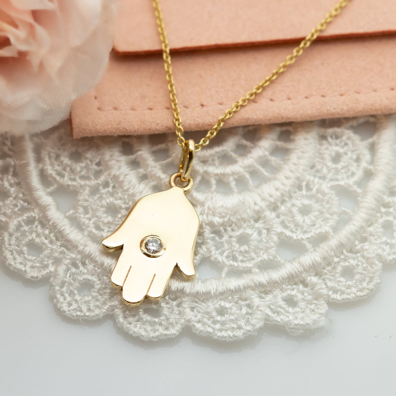 Hamsa pendant necklace in 14k gold, Hamsa pendant necklace with diamond, symbolic hamsa hand of gold pendant, statement hamsa gold pendant 