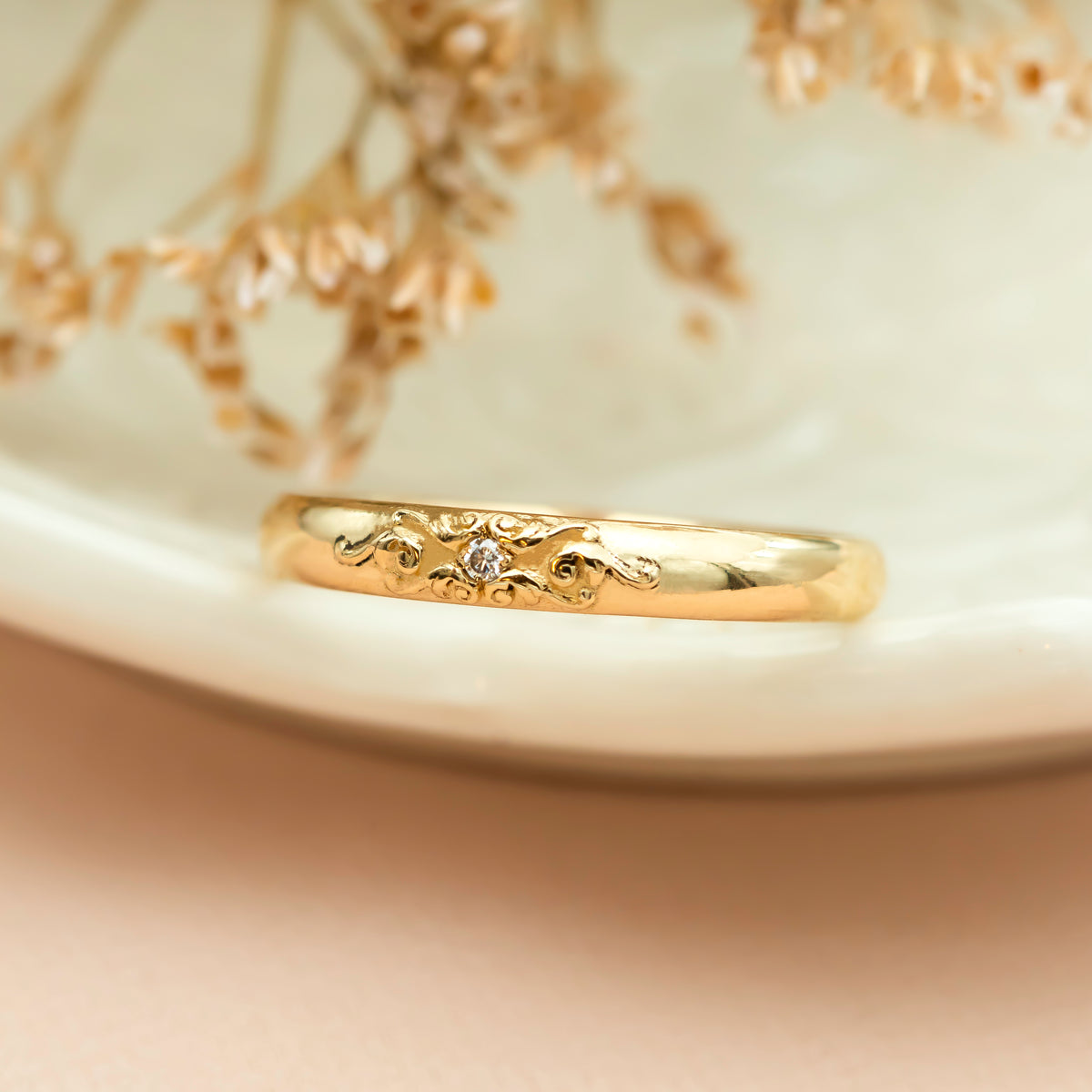 Lace Gold Ring, 14K Gold Delicate Solid Gold Ring, Diamond Wedding Band for Her, Antique Vintage Style Ring, Gold Stacking Ring, Scroll Ring