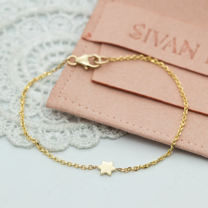 Delicate Magen David Charm Bracelet