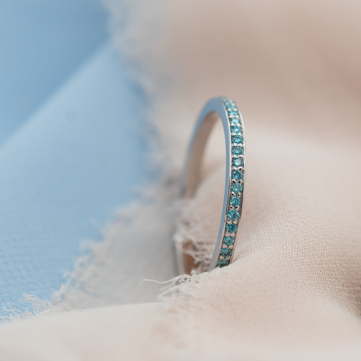 Blue Diamond Eterinty Ring