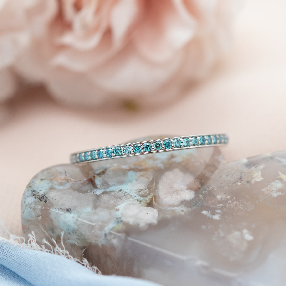 Blue Diamond Eterinty Ring