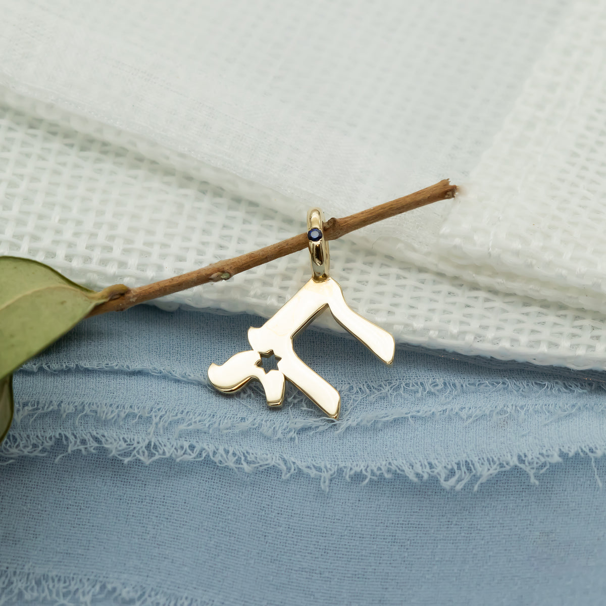 Chai Pendant with Blue sapphire