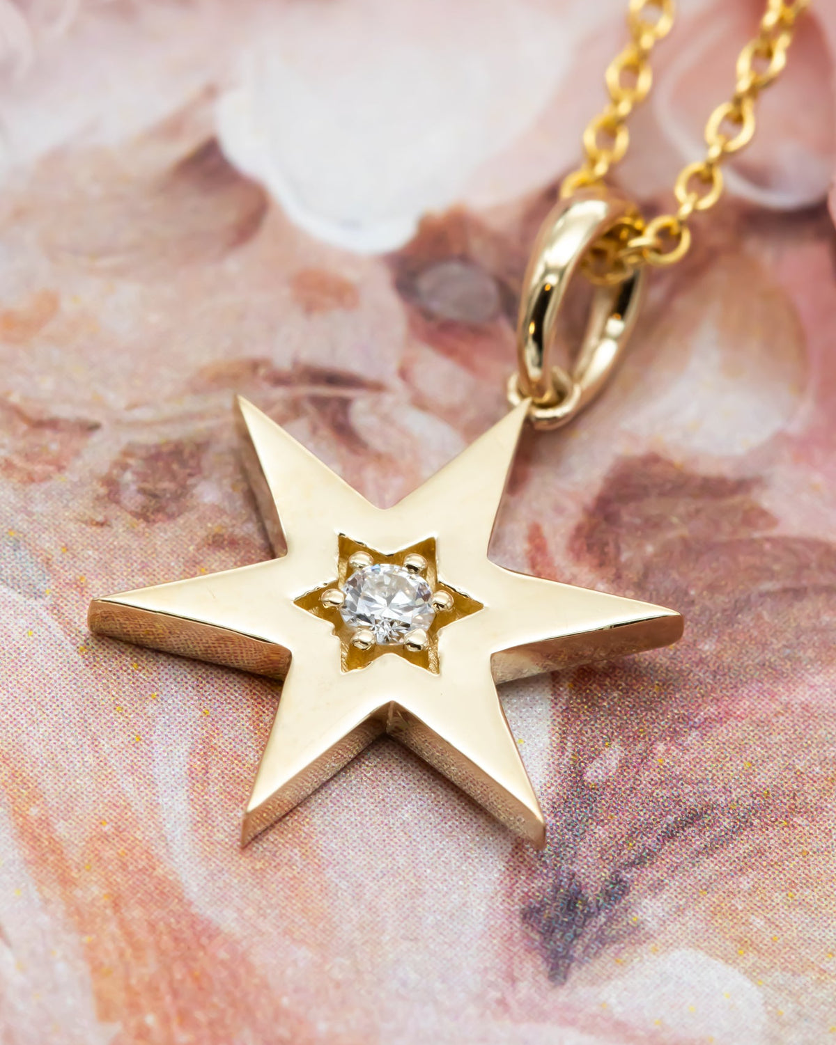 Zohar | Pointed Star of David Necklace with Diamond