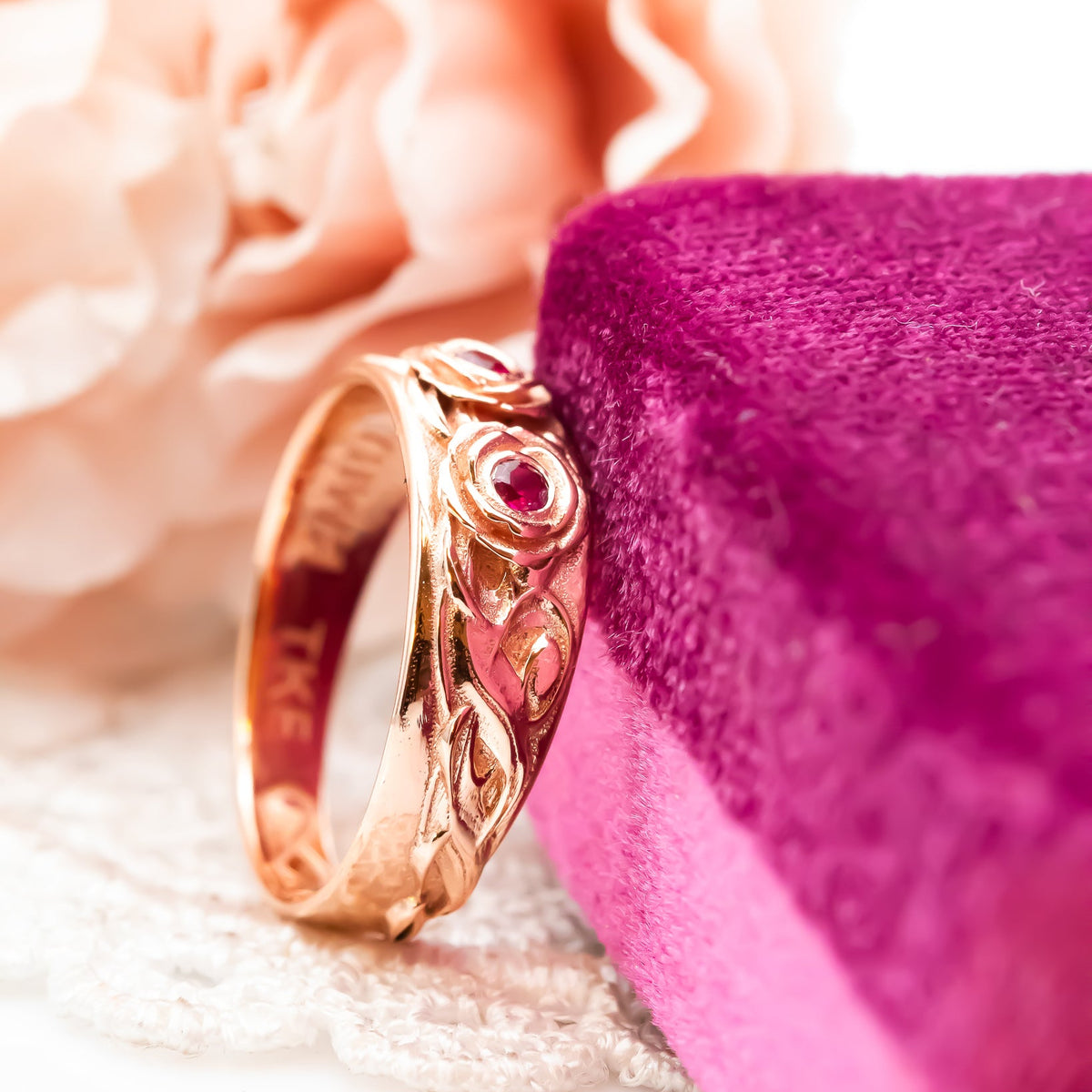 Blooming Hearts | Floral Ring with Ruby Gemstones