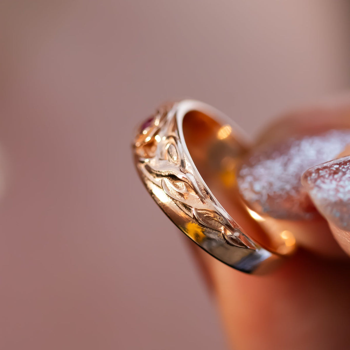 Blooming Hearts | Floral Ring with Ruby Gemstones