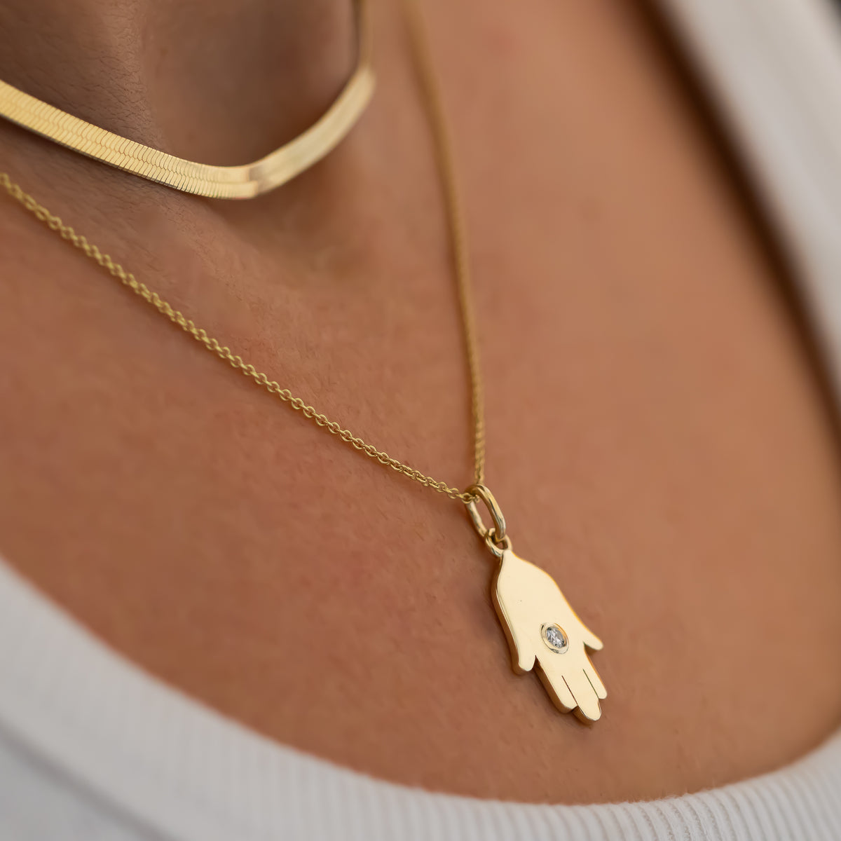 Hamsa Pendant Necklace with Diamond | Symbolic Jewelry