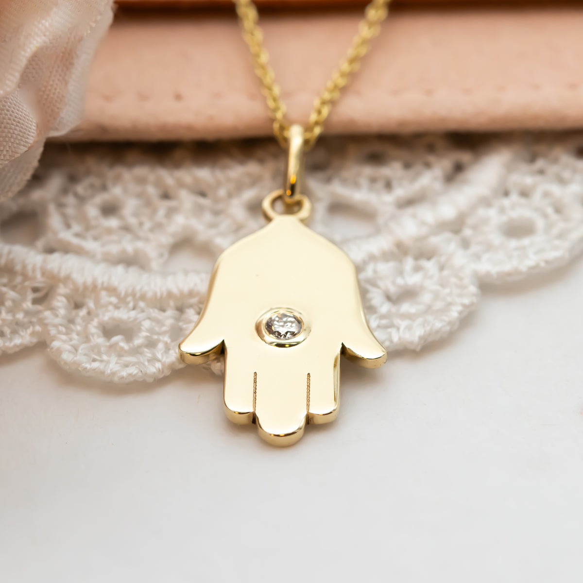 Hamsa Pendant Necklace with Diamond | Symbolic Jewelry