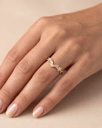 Laurel | Floral Diamond Wedding Band