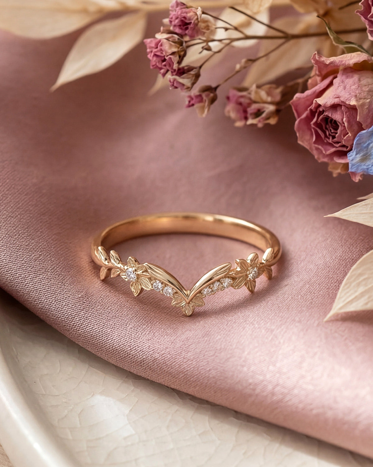 Laurel | Floral Diamond Wedding Band
