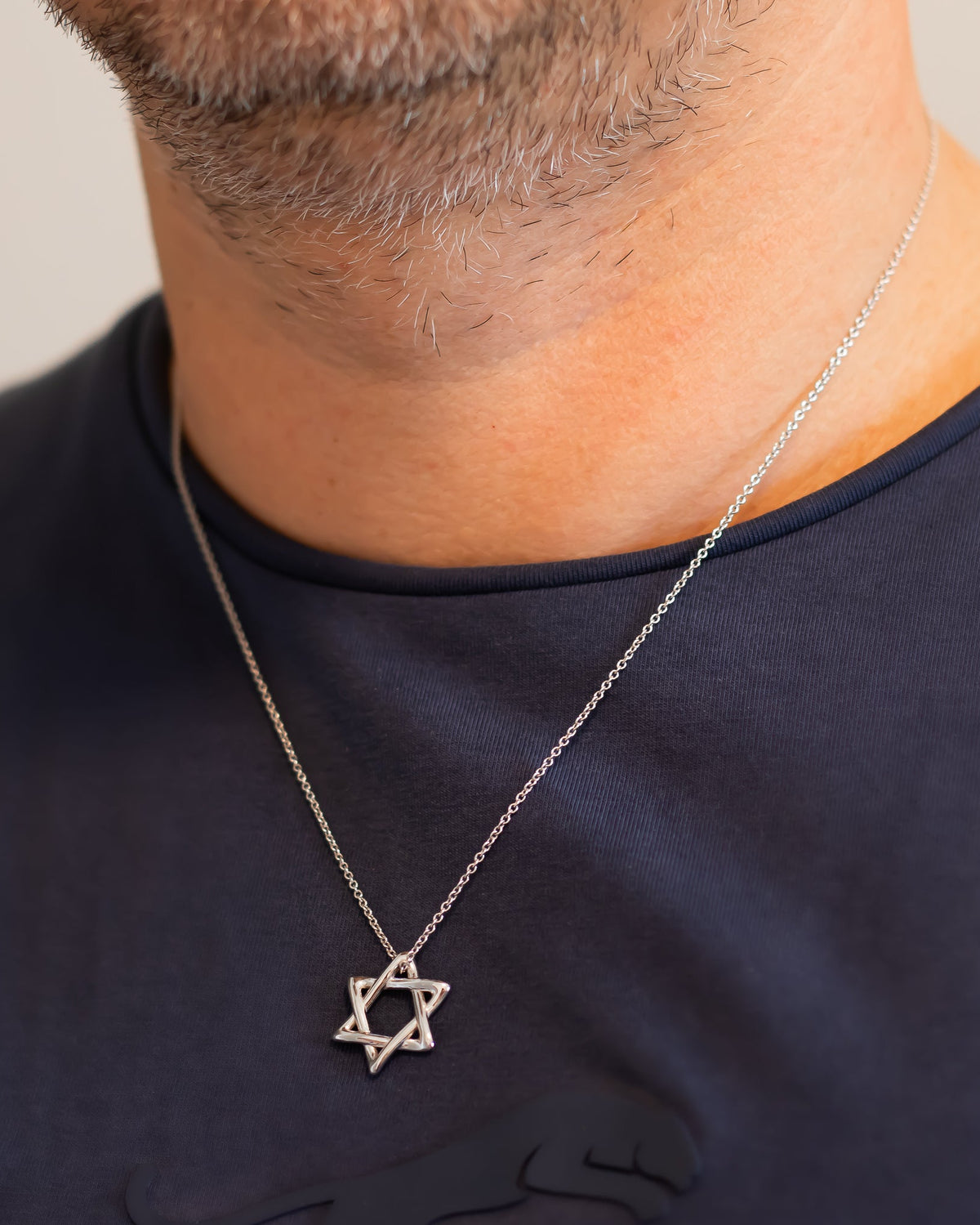 Rounded star of David necklace for men