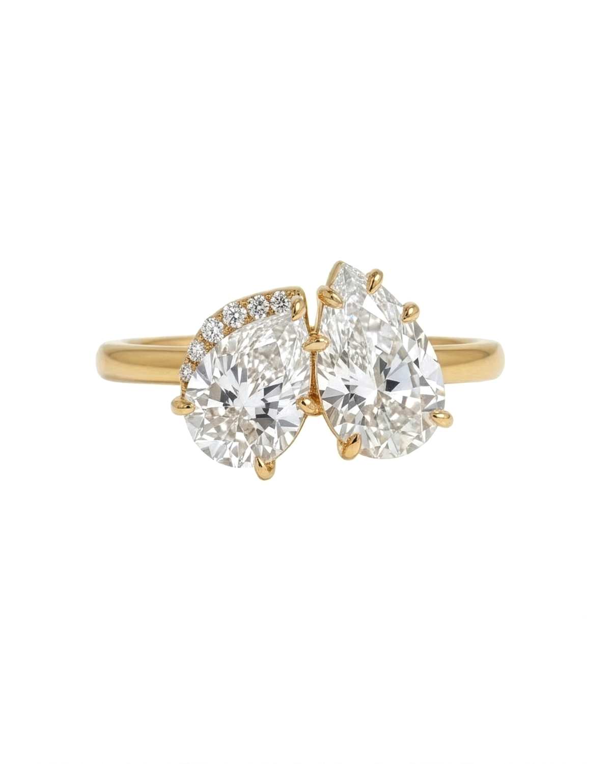 Sonder_Toi_and_Moi_ring_-_Two_pear_diamond_engagement_ring