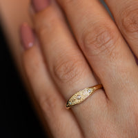Vera | Floral Diamond Ring