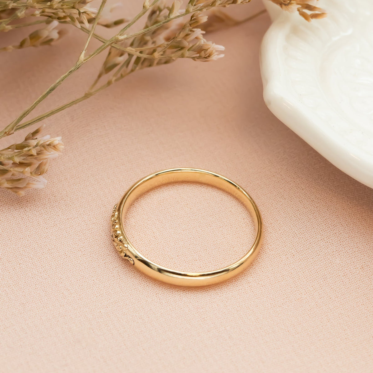 Lace Gold Ring, 14K Gold Delicate Solid Gold Ring, Diamond Wedding Band for Her, Antique Vintage Style Ring, Gold Stacking Ring, Scroll Ring