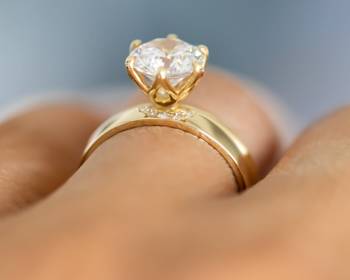 2ct Moissanite engagement ring solitaire engagement ring unique enagement ring gold ring 2 Carat Moissanite Flower Ring - Sivan Lotan Jewelry - סיון לוטן - טבעת אירוסין - טבעת יהלום - טבעת סוליטר