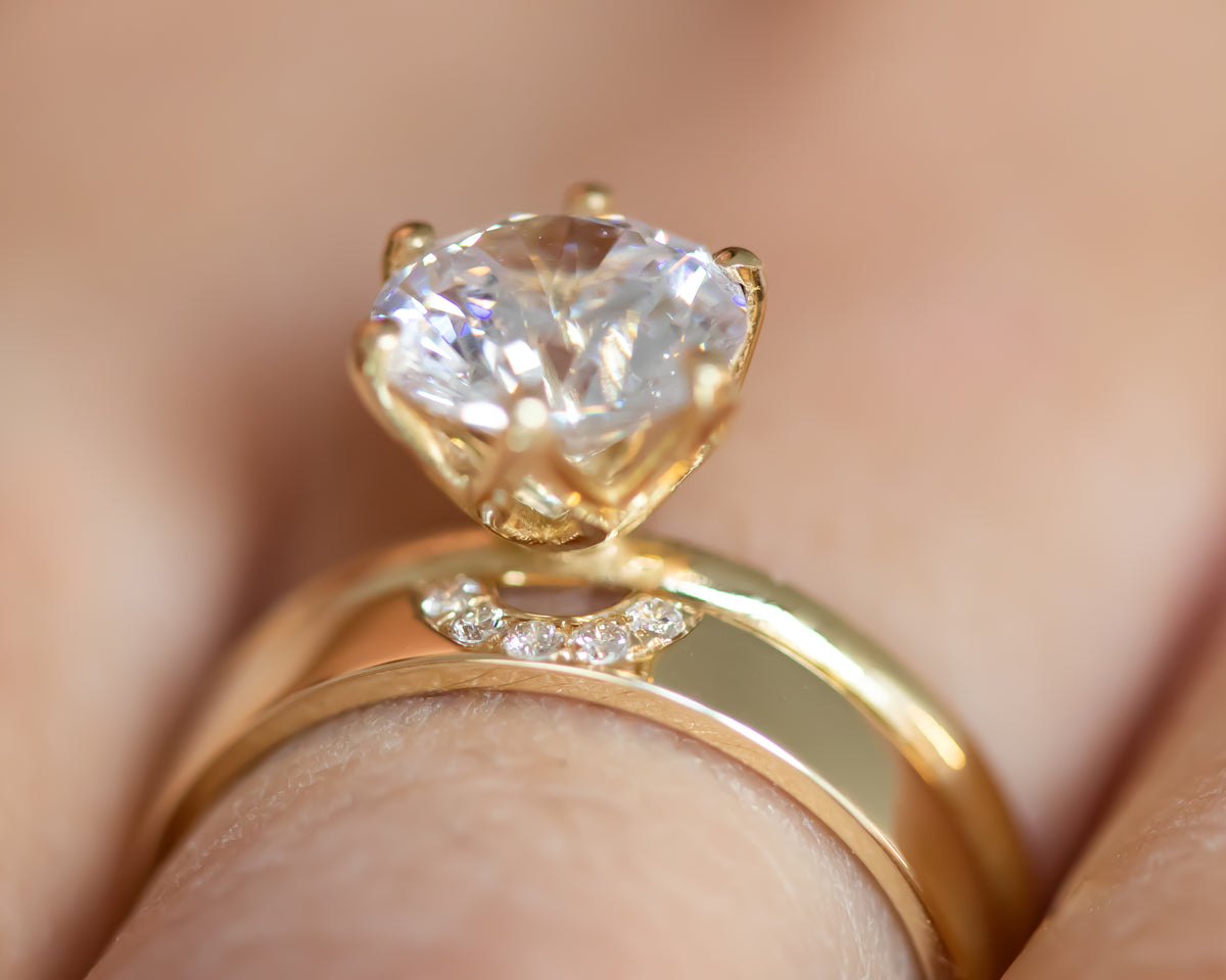 2ct Moissanite engagement ring solitaire engagement ring unique enagement ring gold ring 2 Carat Moissanite Flower Ring - Sivan Lotan Jewelry - סיון לוטן - טבעת אירוסין - טבעת יהלום - טבעת סוליטר