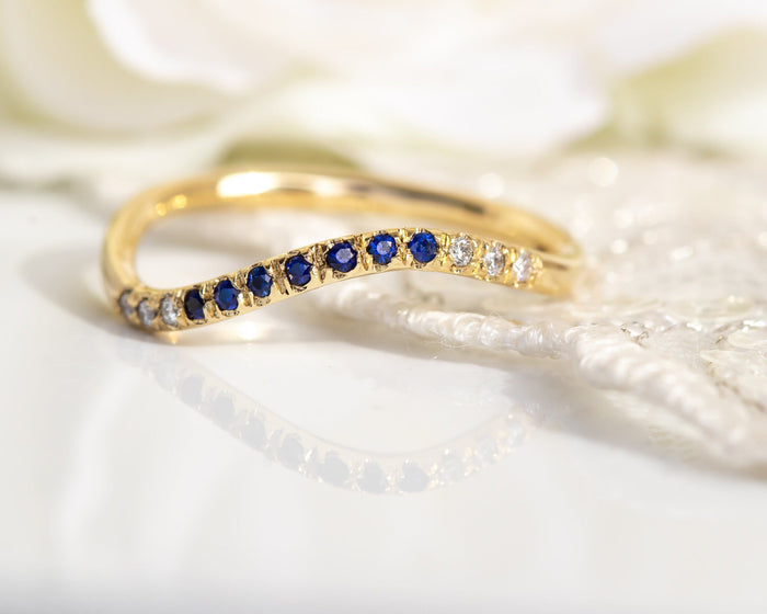  סיון לוטן תכשיטים - Diamond and Sapphire Ring Set, Sapphire eternity band, Diamond eternity band, sapphire wedding set, Diamond wedding ring set, Bridal ring set, Sapphire ring, Diamond wedding band, diamond wave ring, gold wave rings - Sivan Lotan Jewelry - סיון לוטן - טבעת ספיר, טבעת יהלומים, טבעת גל,סט טבעות, טבעת נישואין עם יהלומים, טבעת נישואין עם ספיר, טבעת איטרניטי, טבעת משובצת, טבעת זהב עם אבנים