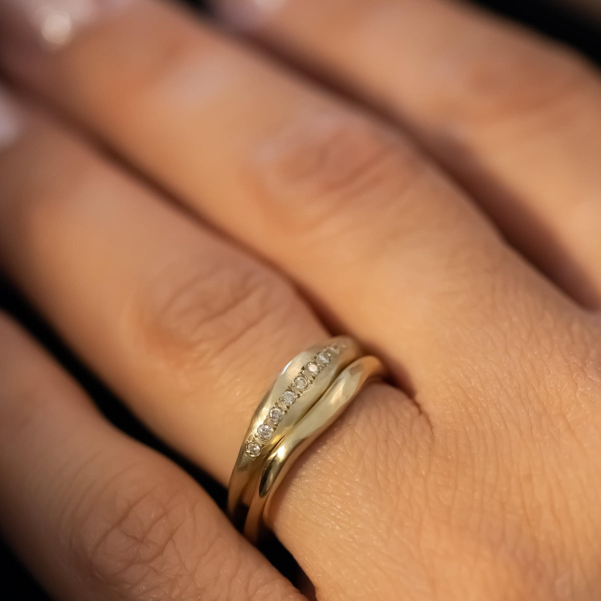 Bridal Set Rings, Sculpted Wedding Set, Rough Gold Weeding Ring Set, 14k Gold Diamond Engagement Wedding Ring Set, Diamond Wedding Ring Set