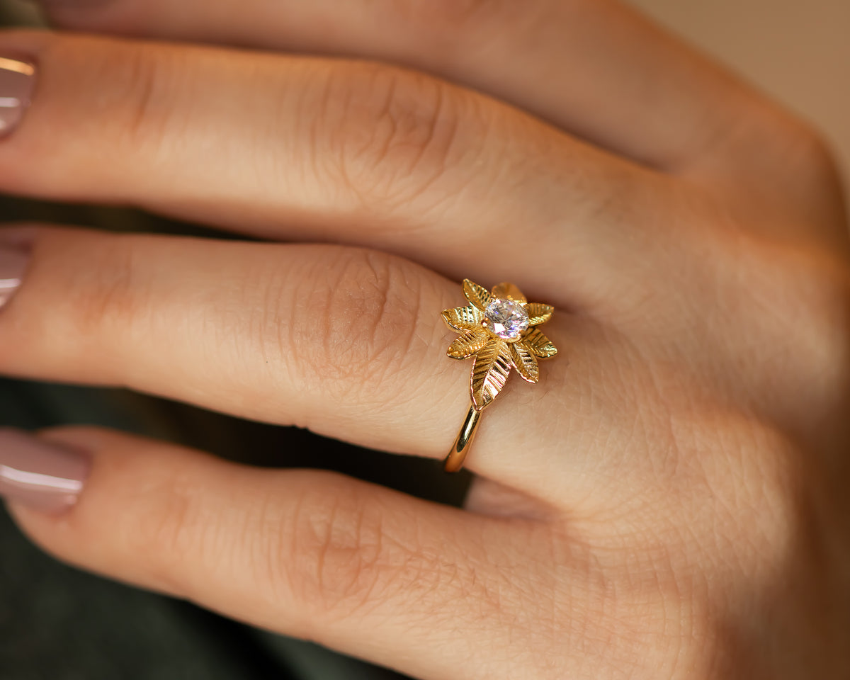 Leaf Diamond Engagement ring