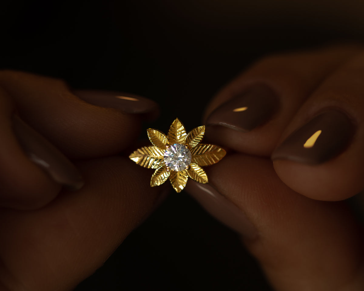 Leaf Diamond Engagement ring