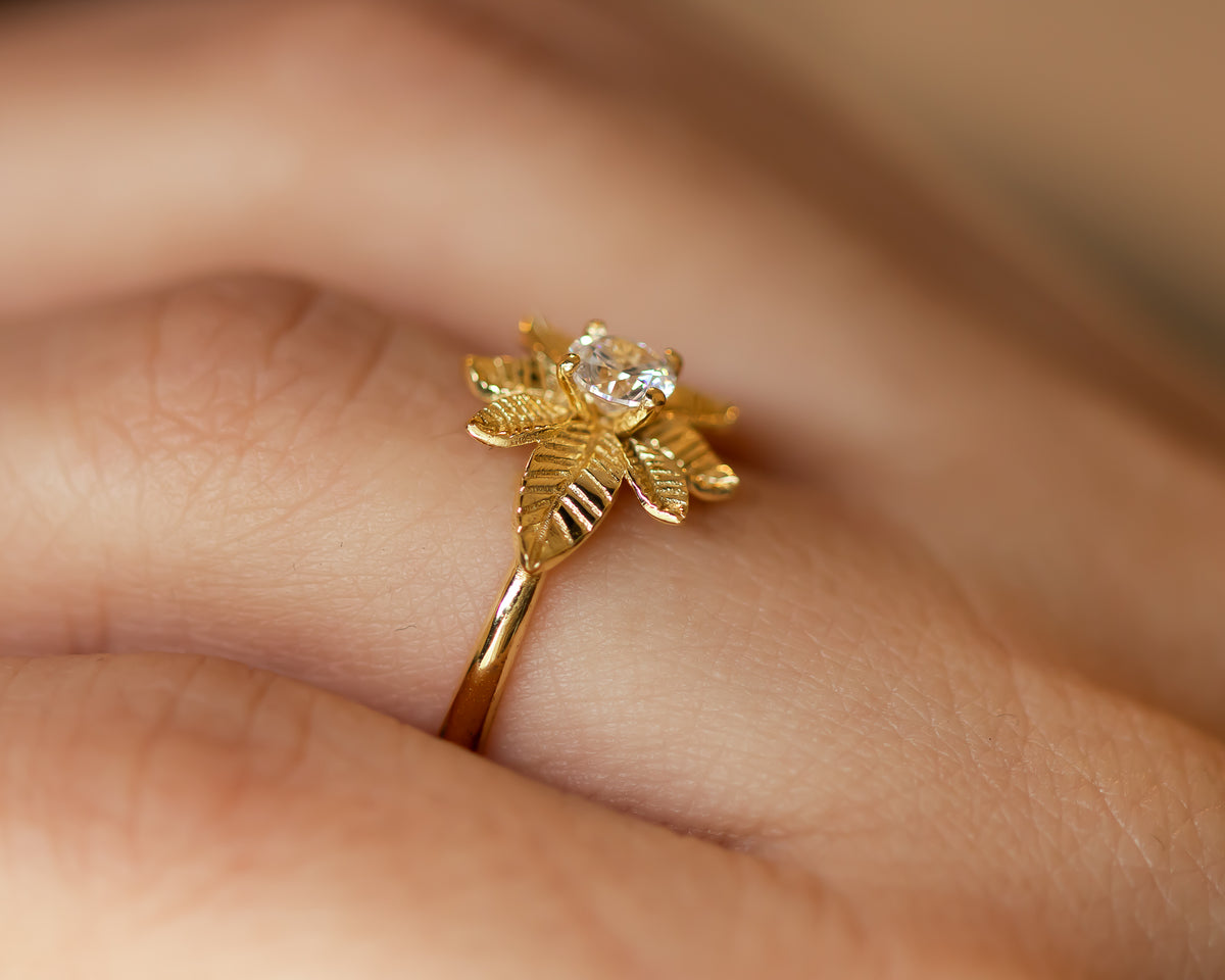 Leaf Diamond Engagement ring