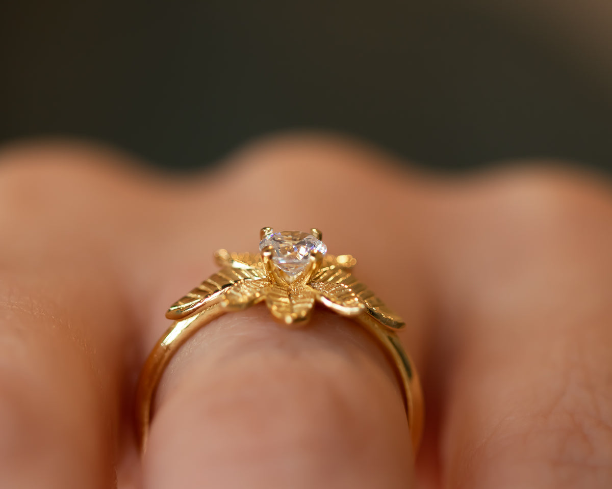Leaf Diamond Engagement ring