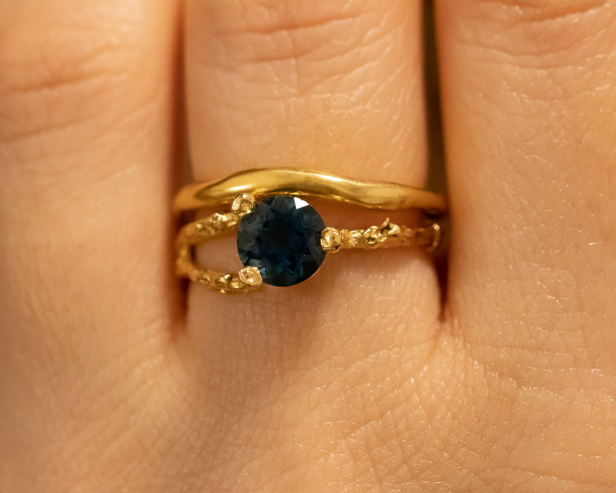 Sculpted GOLD RING, HANDMADE GOLD WEDDING BAND in 14k gold