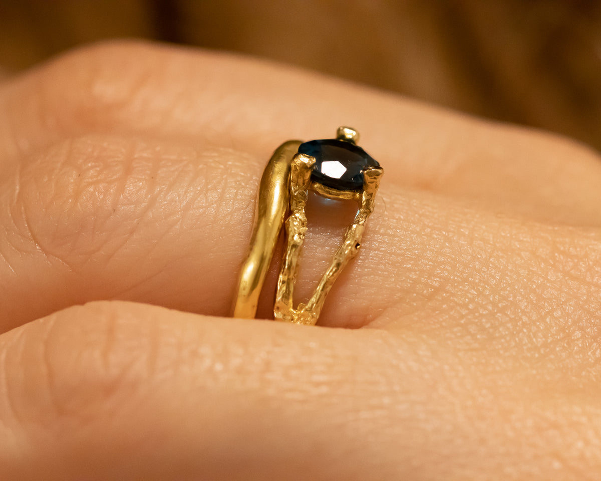Sculpted GOLD RING, HANDMADE GOLD WEDDING BAND in 14k gold
