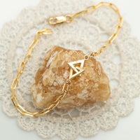 14K gold Jewish bracelet with interlocking triangles
