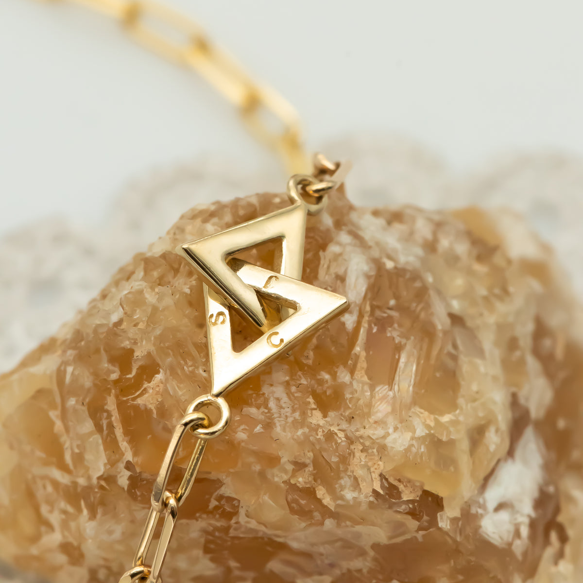 14K gold Jewish bracelet with interlocking triangles