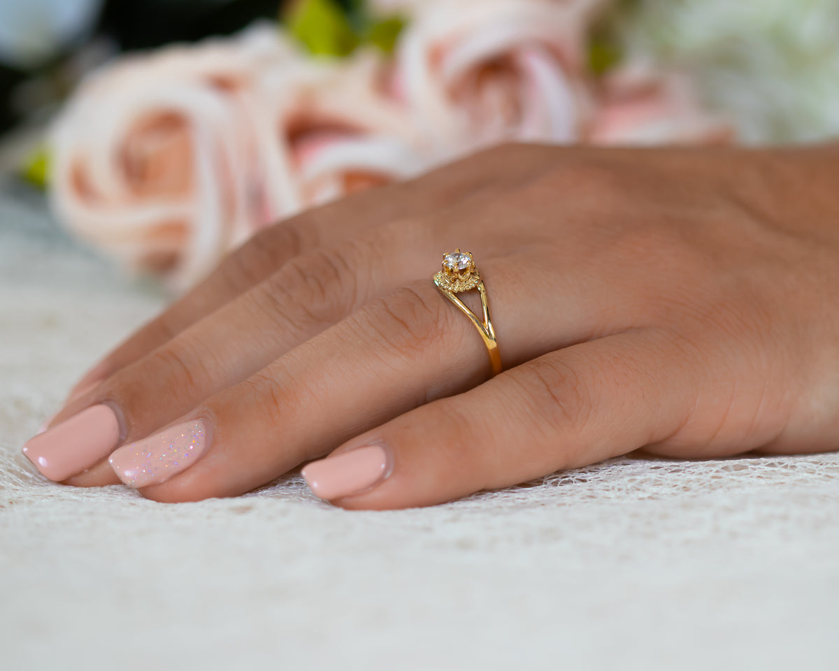 Vintage Diamond Engagement Ring