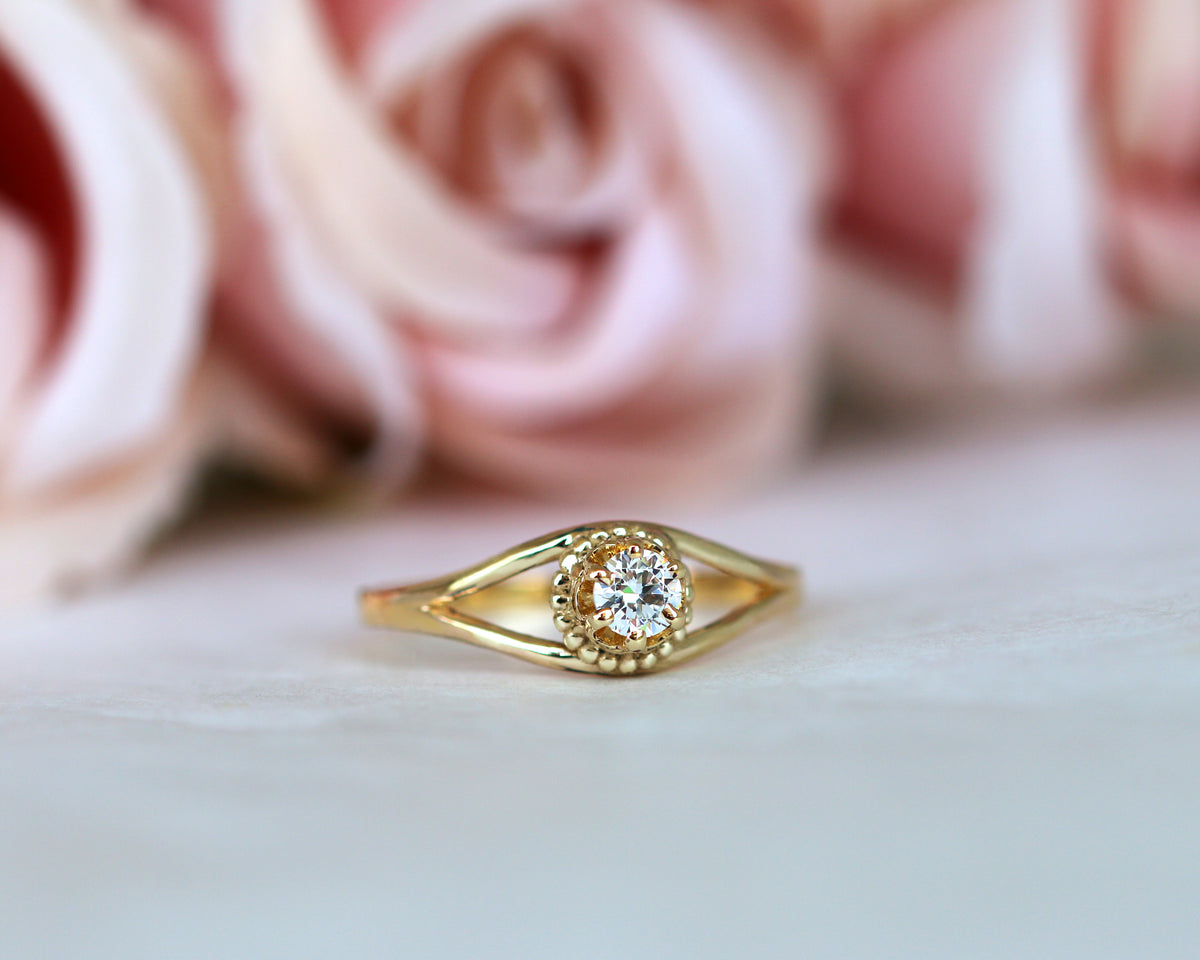 Vintage Diamond Engagement Ring