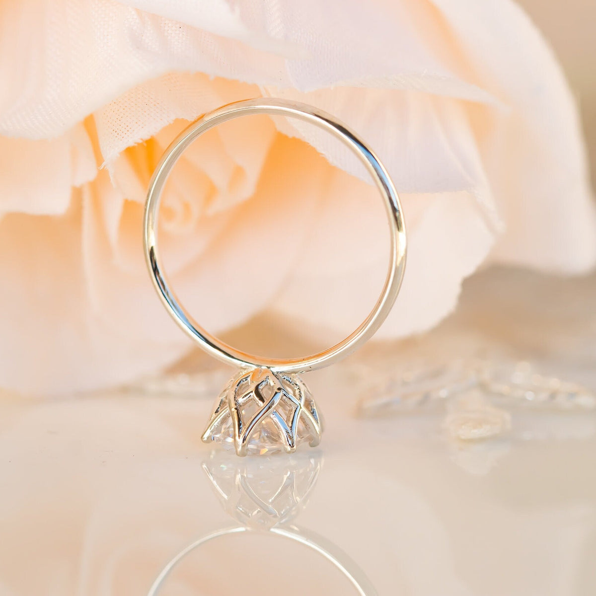 Oval diamond Ring, Oval Engagement Ring, 2 ct diamond Engagement Ring, Oval diamond Engagement Ring, 2 Carat diamond Ring