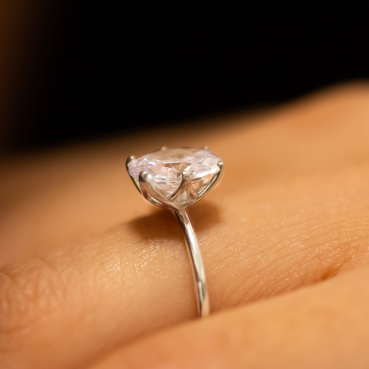 Oval diamond Ring, Oval Engagement Ring, 2 ct diamond Engagement Ring, Oval diamond Engagement Ring, 2 Carat diamond Ring