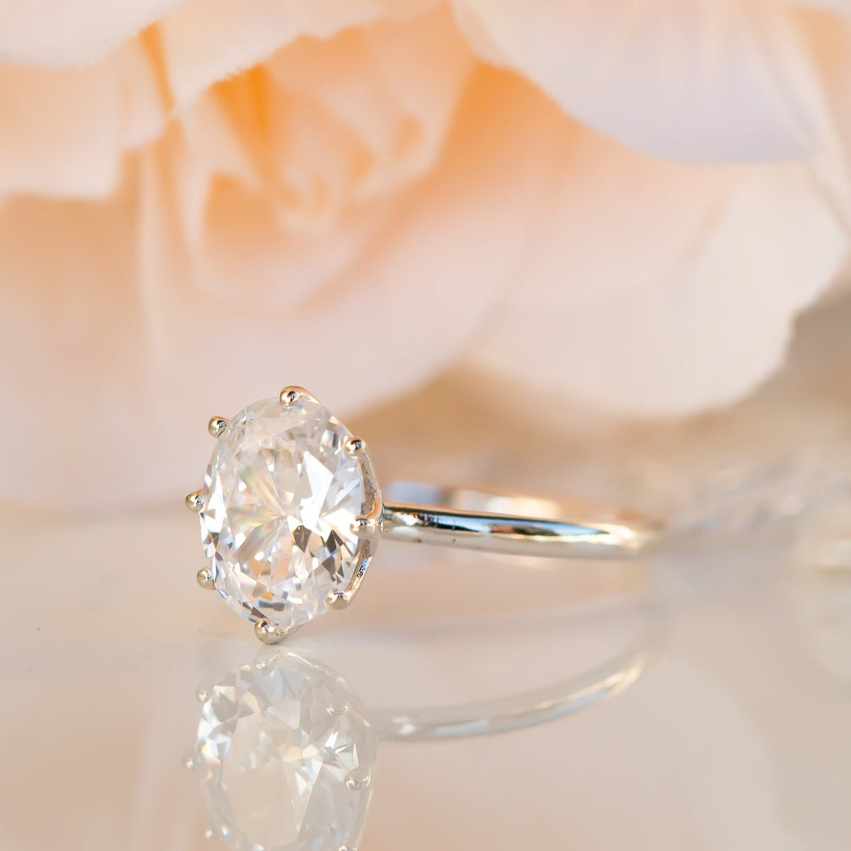 Oval diamond Ring, Oval Engagement Ring, 2 ct diamond Engagement Ring, Oval diamond Engagement Ring, 2 Carat diamond Ring