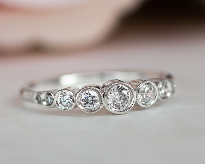 LARA Diamond Engagement ring