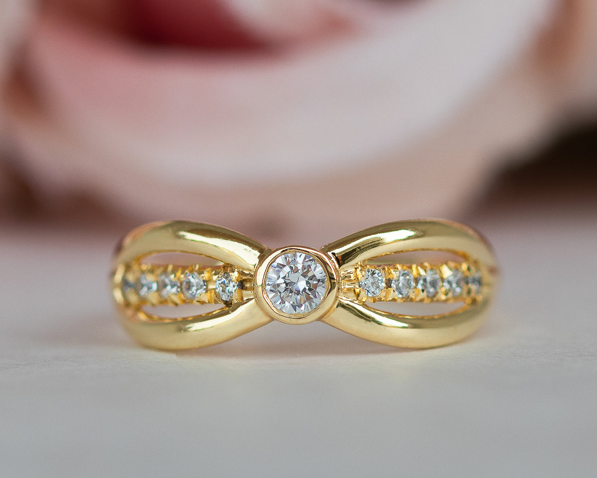 Eternal Flow | Infinity Diamond Ring