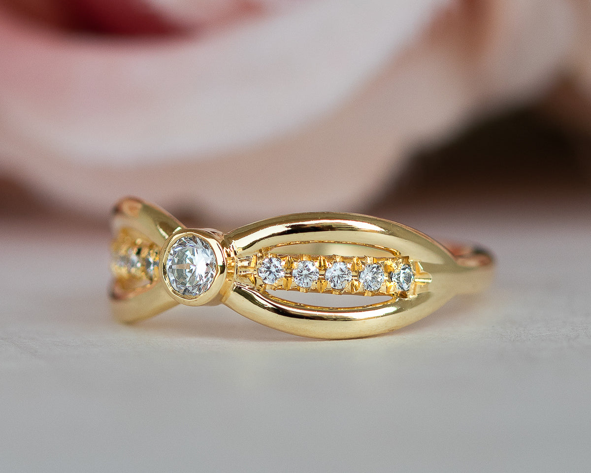 Eternal Flow | Infinity Diamond Ring