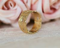 Vintage Lace Gold Ring