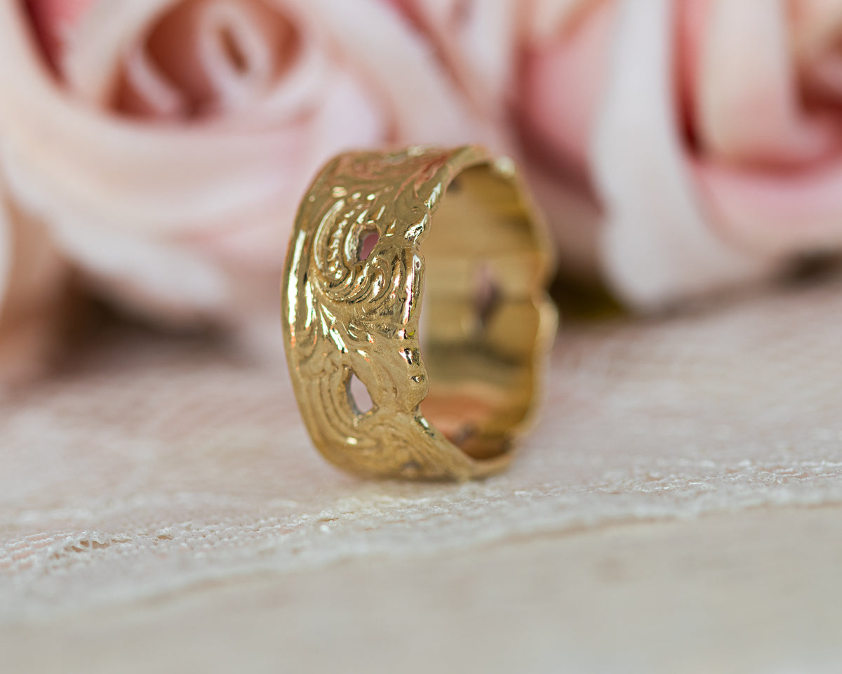 Vintage Lace Gold Ring