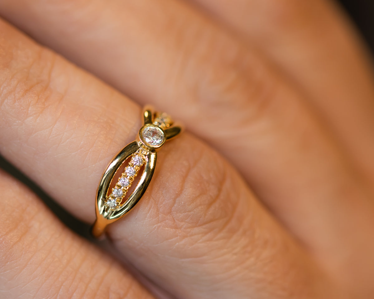 Eternal Flow | Infinity Diamond Ring