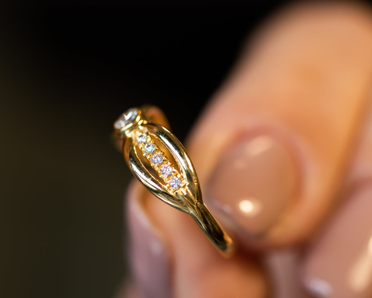 Eternal Flow | Infinity Diamond Ring