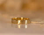 טבעת נישואין מרוקעת לגבר