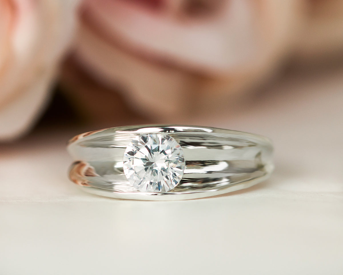 2 Ct Diamond Engagement Ring | Ray Of Light