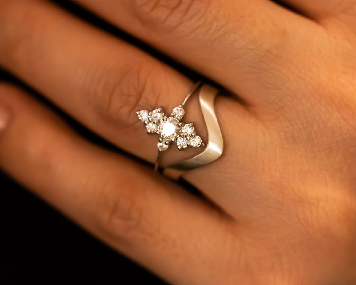 Unique Cluster Diamond Ring Set