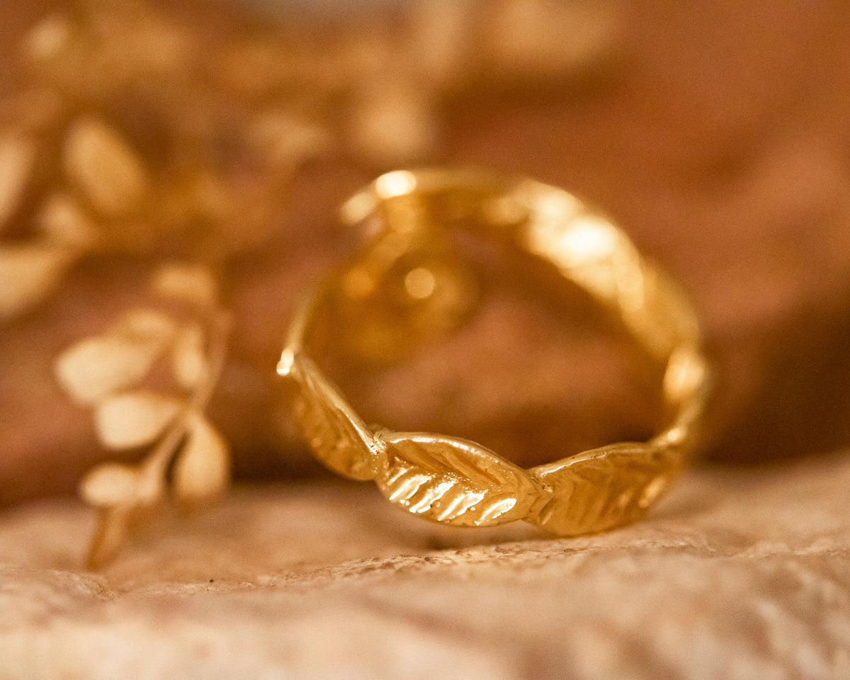 Leaf Engagement Ring