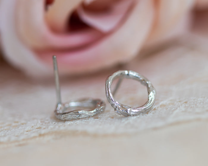 Nature Ispired Circle Twig Studs