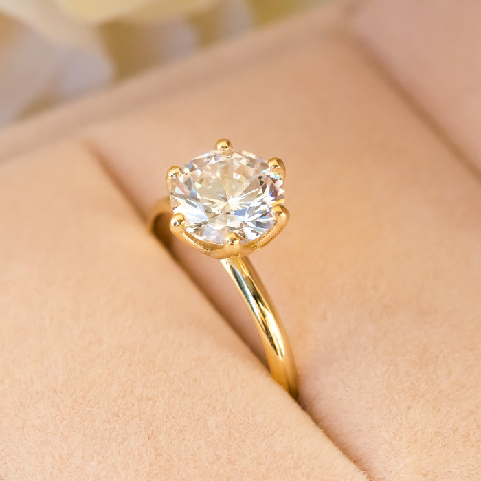 2ct Moissanite engagement ring solitaire engagement ring unique enagement ring gold ring 2 Carat Moissanite Flower Ring - Sivan Lotan Jewelry - סיון לוטן - טבעת אירוסין - טבעת יהלום - טבעת סוליטר