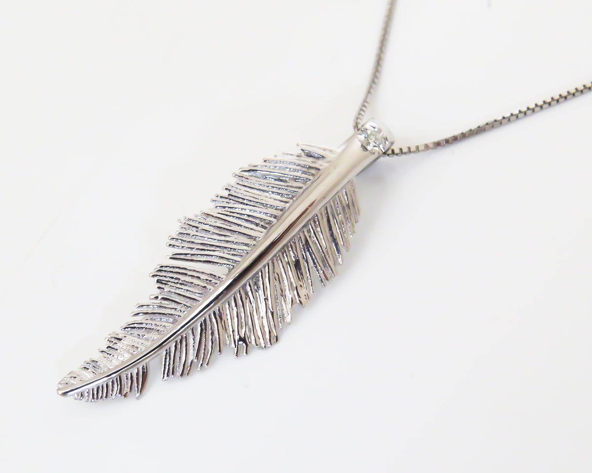 Feather Pendant Necklace