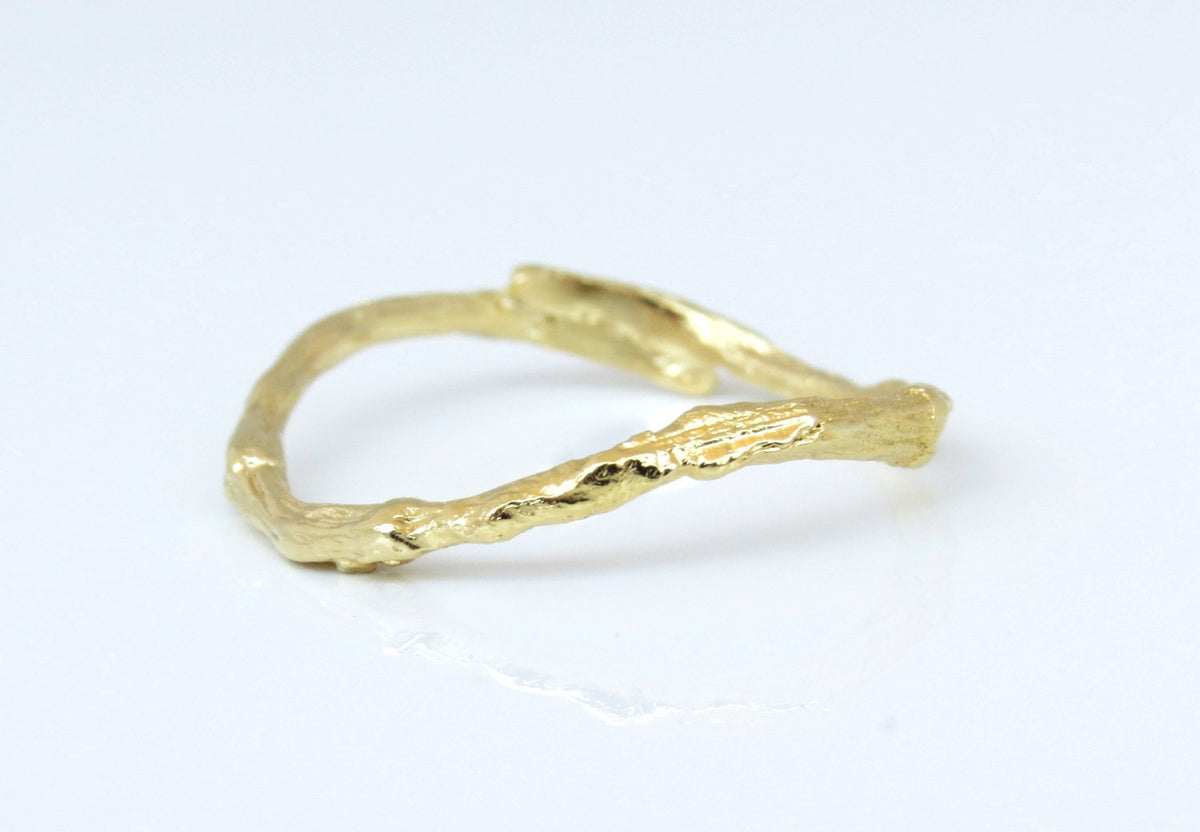 Twig Wedding Band, Wave Wedding Ring, 14k Gold Ring for Women, Nesting Ring, Stacking Ring, Nature Inspired Branch Ring, Nature Lover Gift
