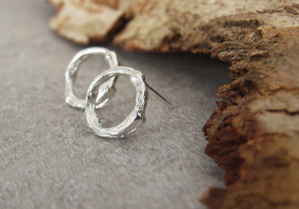 14k Gold Earrings, Circle Studs, Minimalist Earrings, Twig Earrings, Circle Earrings, Natural Earring, Branch Earrings, Round Gold Stud,Gift